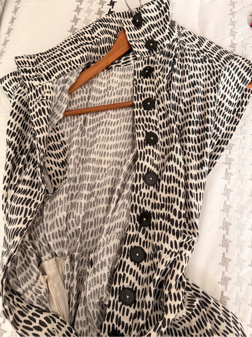 Massimo Dutti Stylish White/Black Sleeveless Linen High-Neck Jumpsuit tie belt - Picture 8 of 13